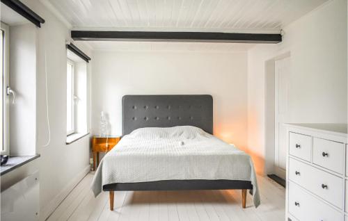 Galería fotográfica de 4 Bedroom Cozy Home In Smedstorp en Smedstorp