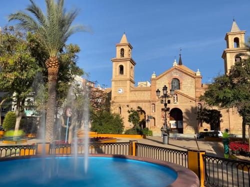 Amazing 2-bedrooms apartment with pool Torrevieja center