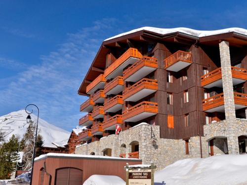 Appartement rénové, proche station, balcon, animaux admis