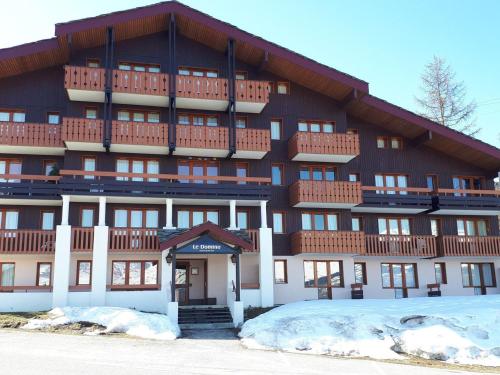 Studio fonctionnel proche pistes avec terrasse et animaux admis