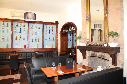 Harding Hotel Image