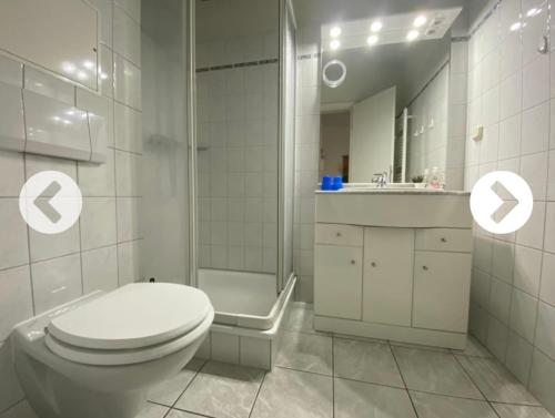 Phòng tắm tại Villa Döser Strand Wohnung 5