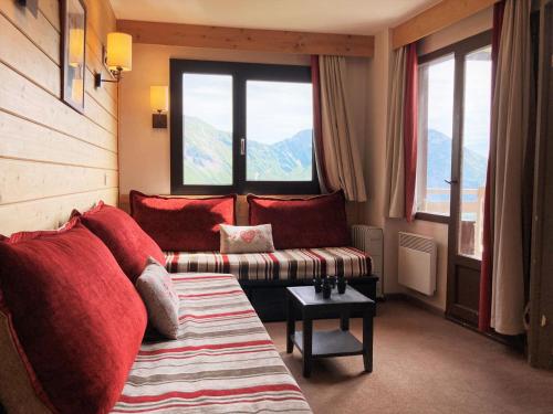 2 pièces avec vue sur vallée, balcon sud-ouest, proche commodités