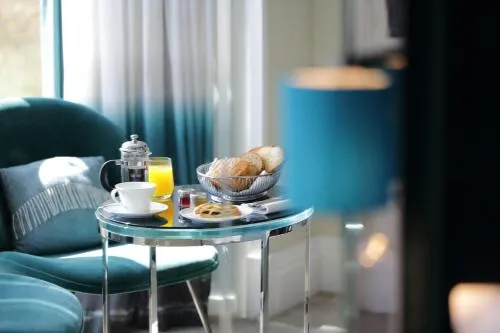 The Athenaeum Hotel & Residences photo 10