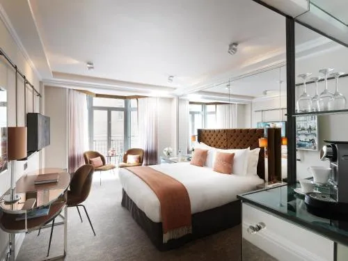 The Athenaeum Hotel & Residences photo 9