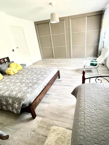 Ένα ή περισσότερα κρεβάτια σε δωμάτιο στο U Gosi Zator