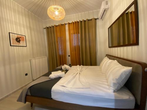 Phoenix Garden Apartments - 2 -