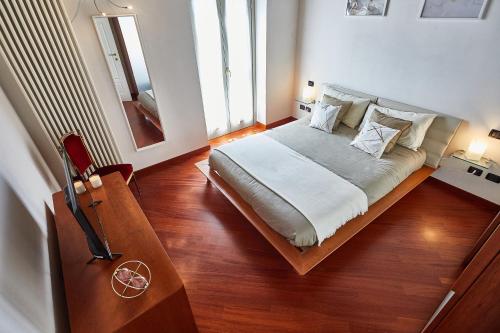 Posteľ alebo postele v izbe v ubytovaní Luxury Design Loft - [Piazza Pontida]