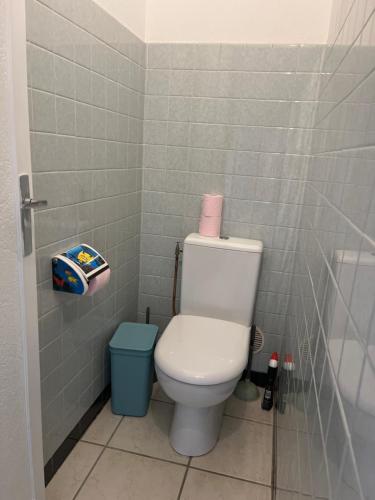 A bathroom at The Cuban & SPA Privé
