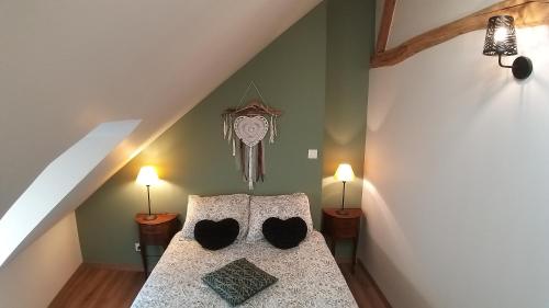 Кровать или кровати в номере Maison Coeur de Sancerre
