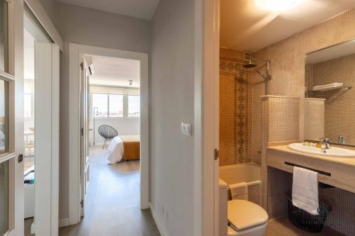 A bathroom at Living4Malaga Infinity Views Penthouse