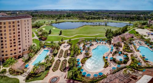 an aerial view of the pool at the resort at Rosen Shingle Creek Universal Blvd in Orlando