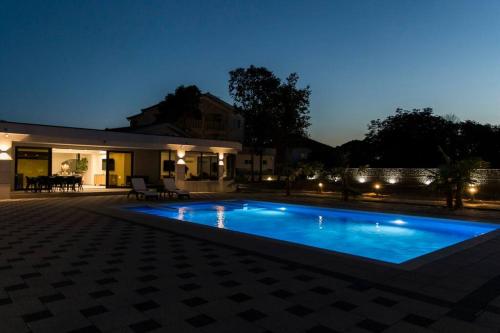 Gallery image of relax and more house with pool in Ljubuški