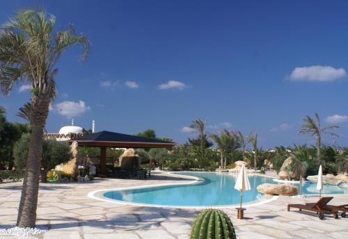 Πισίνα στο ή κοντά στο Cupola Bianca Resort
