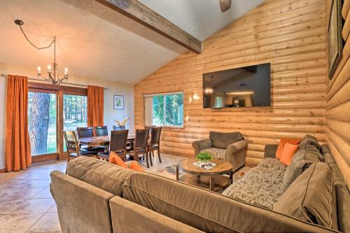 Flagstaff Retreat Balcony with Stunning Views