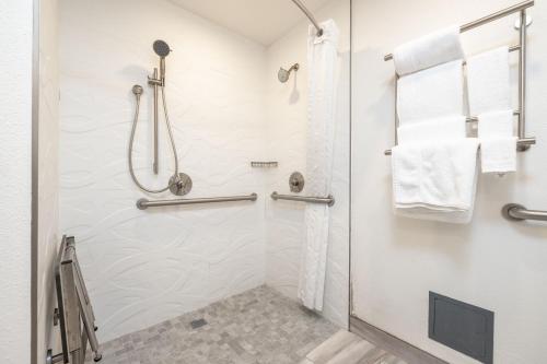 Ένα μπάνιο στο SOMA Park Inn