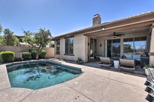 Idyllic Gilbert Abode with Pool - Near Golfing!