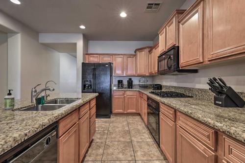 Idyllic Gilbert Abode with Pool - Near Golfing! – Photos 5