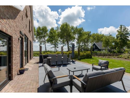 Gallery image of Very luxurious holiday home in beautiful Zeeland style suitable for 7 people in Vrouwenpolder