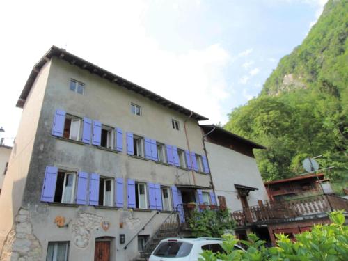 Charming holiday home in Lastebasse with garden