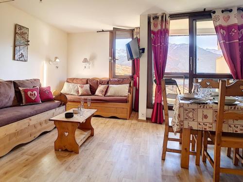 Appartement 2 pièces rénové, skis aux pieds, balcon, TV, parking inclus - Reberty 1850, Les Belleville - FR-1-344-797