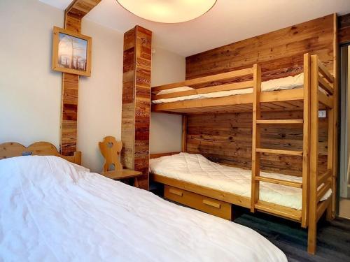 Confortable duplex 5 pers · Pied des pistes · Balcon - FR-1-344-853