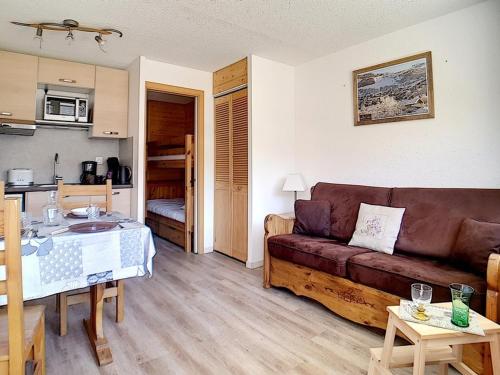 Studio rénové 4 pers, accès pistes, balcon sud - FR-1-344-874