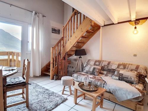 Studio Mezzanine, Accès Direct aux Pistes, Balcon, Capacité 4 pers - FR-1-344-835