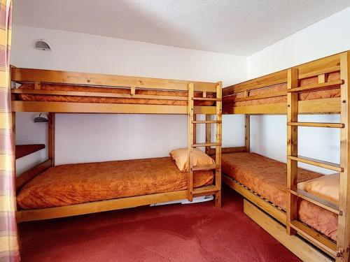 Studio lumineux ski aux pieds avec balcon - FR-1-344-959