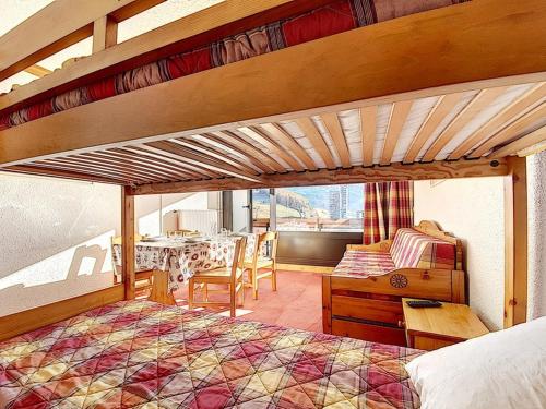Studio lumineux avec balcon, au pied des pistes à La Croisette, Les Belleville - FR-1-344-970