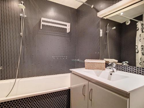 Appartement familial 2 pièces, pied des pistes, balcon, WIFI - FR-1-344-1031