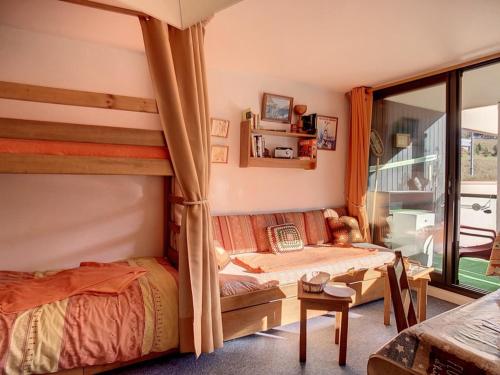 Studio lumineux aux Menuires, skis aux pieds, balcon - FR-1-344-1066