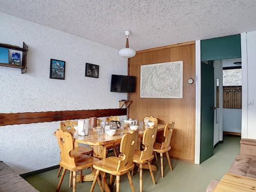 Appartement 3 pièces aux pieds des pistes, balcon, 8 pers - FR-1-344-1037