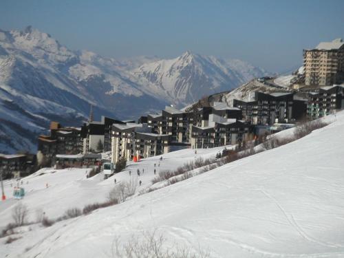 Studio confort Les Menuires · Balcon · WIFI - FR-1-344-1069