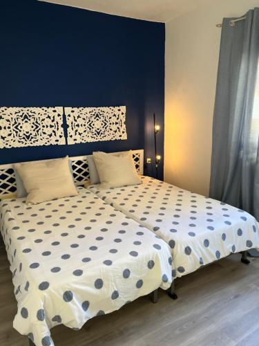 Легло или легла в стая в CORNELIA`S HOME TC2 preciosas vistas
