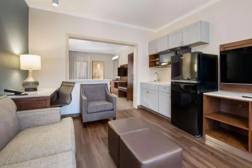 MainStay Suites Orange County John Wayne Airport in Mission Viejo
