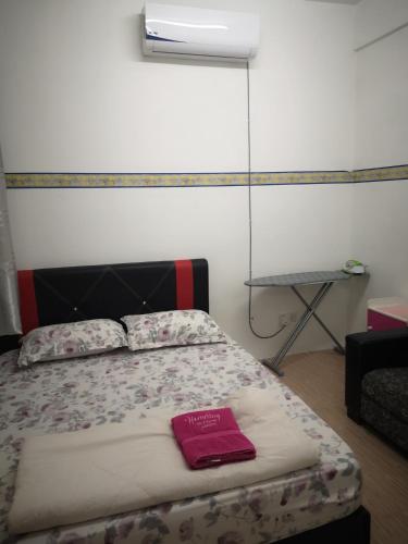 Postel nebo postele na pokoji v ubytování homestay seaview ainee - Muslim sahaja