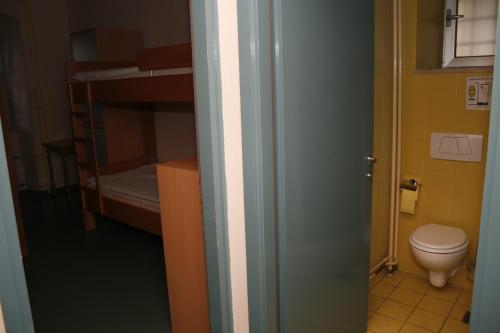 Phòng tắm tại HI Hostel Rijeka