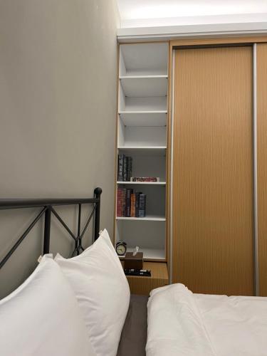 Una cama o camas en una habitación de 宸村民宿