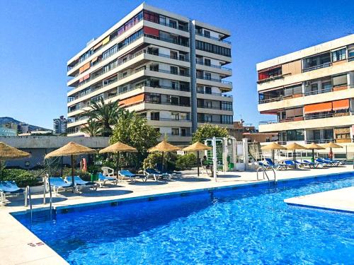 Bazén v ubytování La Nogalera nebo v jeho okolí