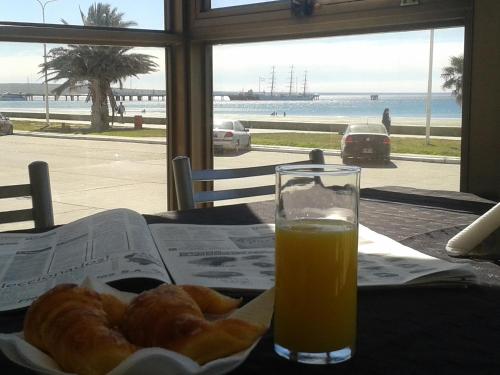 Foto da galeria de Costanera Hotel em Puerto Madryn