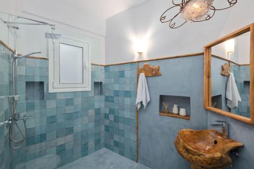 OliveArt Apartment near the port