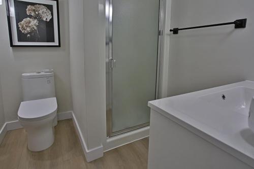 A bathroom at Gîte La Nuitée