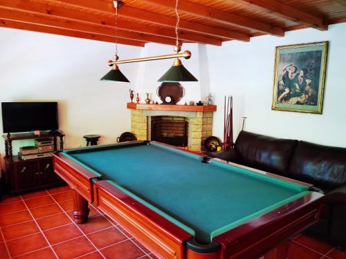 Biljardipöytä majoituspaikassa Quinta do Vale Encantado
