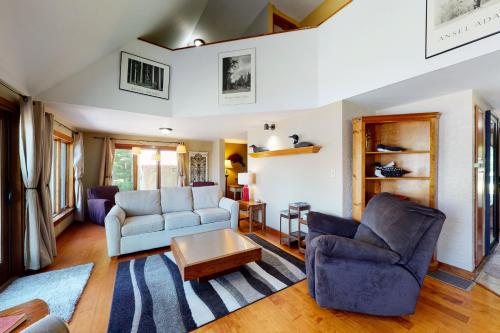 The Lakehouse – Photos 4