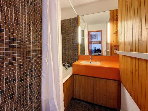 Studio lumineux au pied des pistes avec balcon - FR-1-344-996