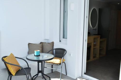 Casa Valeri II - Stylish Cycladic Studio in Naxos Town