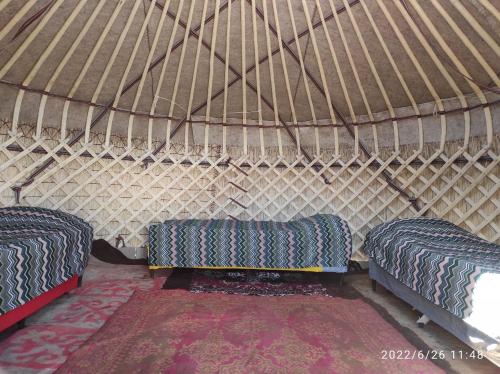 Fotografie z fotogalerie ubytování Guest house and Yurt camp "Ailuu" v destinaci Tong