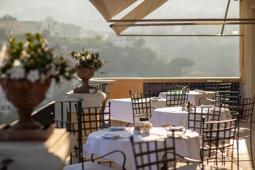 Balkón nebo terasa v ubytování Grand Hotel Angiolieri