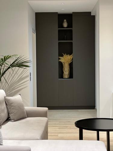 Ruang duduk di ArtNest Luxury Hotel & Suites
